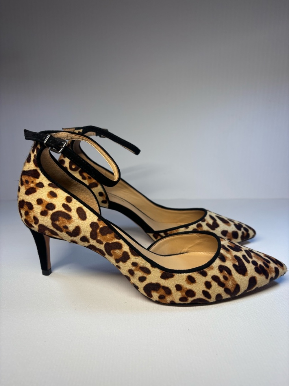 Antonio Melani Leopard Print Calf Hair Ankle Strap Heels S 8.5 Pointed Toe Pumps - Picture 5 of 13
